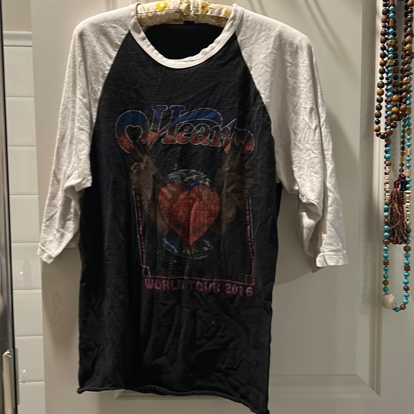 Tultex Other - Vintage 2016 Tultex Heart tour T shirt 19.5” pit-pit